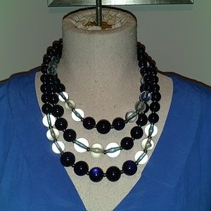 Chunky necklace.